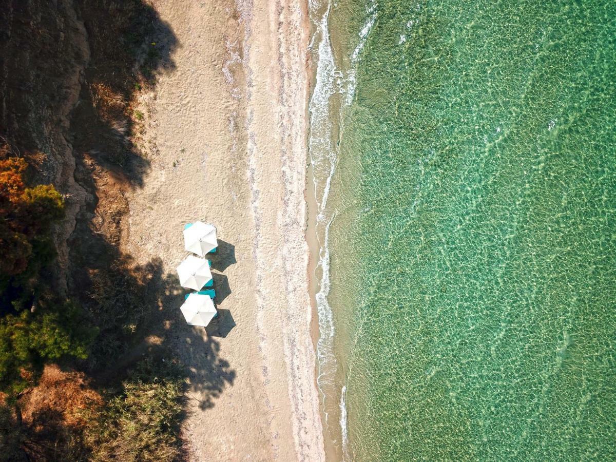 Summerday Villa Private Beach Nea Irakleia Exterior photo